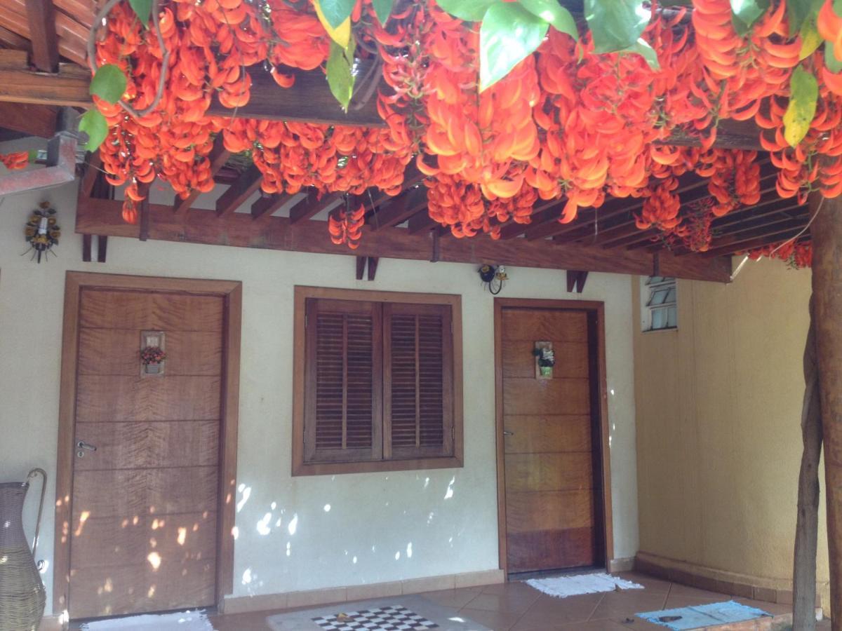 Hotel Pousada Chalé das Flores Sertãozinho Exterior foto