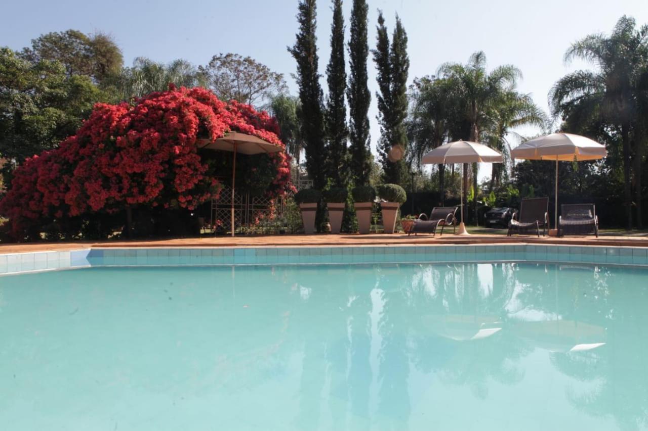 Hotel Pousada Chalé das Flores Sertãozinho Exterior foto