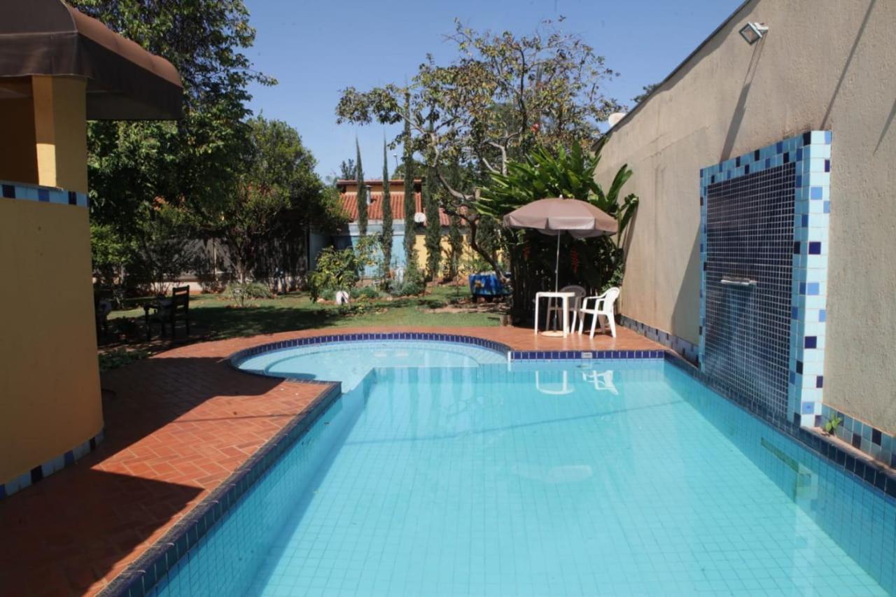 Hotel Pousada Chalé das Flores Sertãozinho Exterior foto